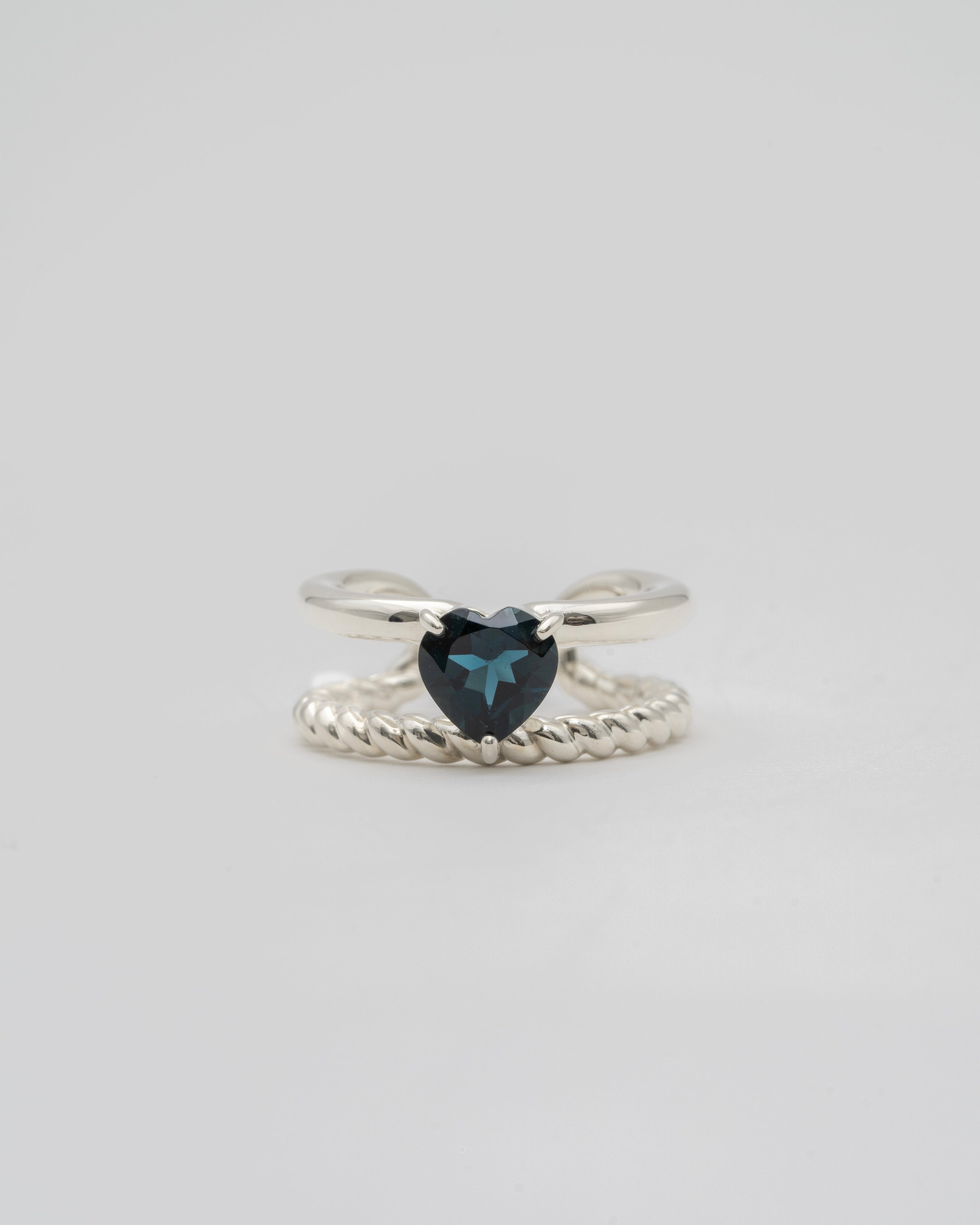 Heart_duality_ring_SILVER_LOND