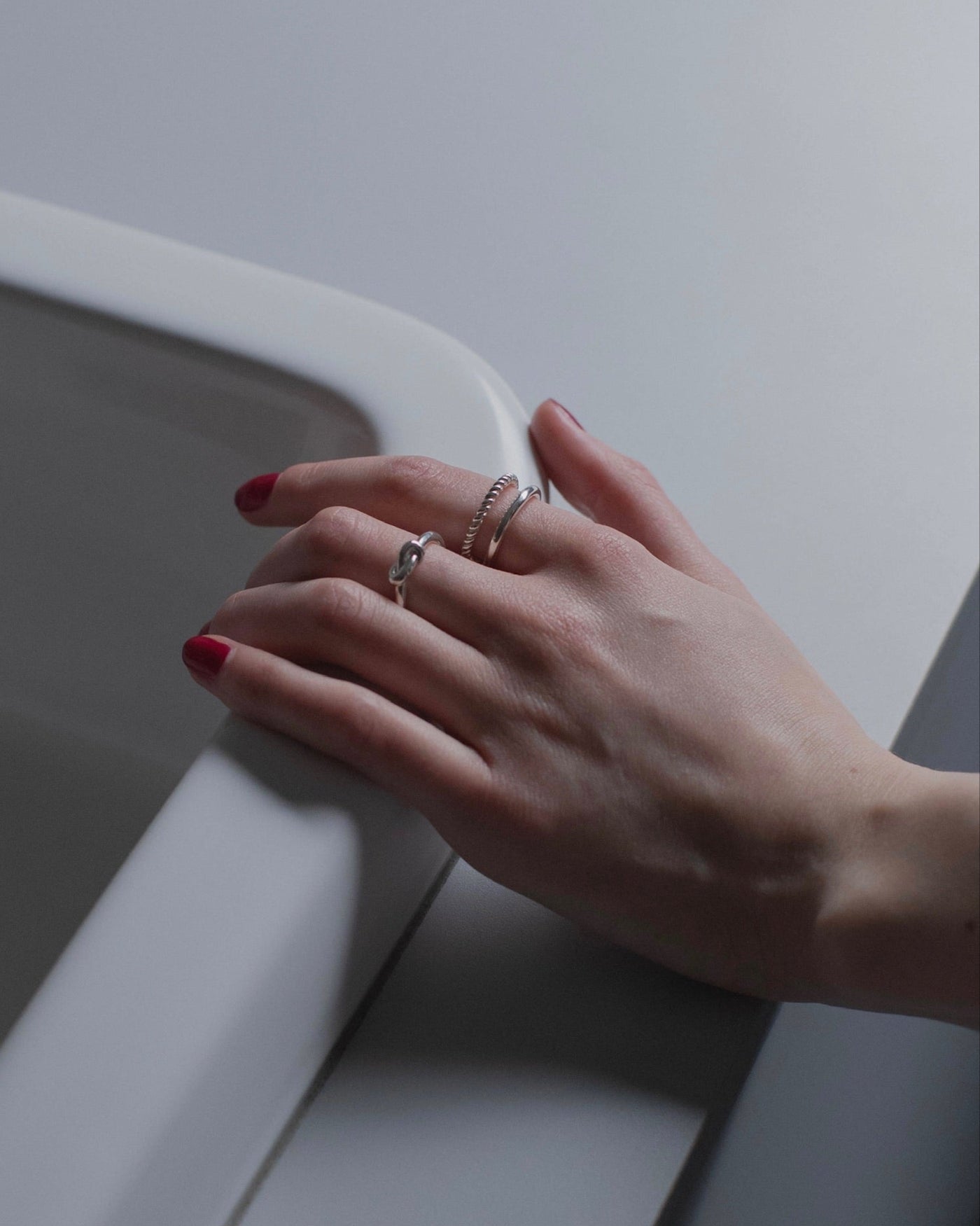 韓国発【Hei】Silver knot ring / 追跡送 Knot