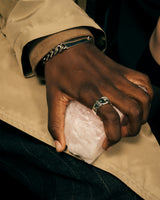 "Buckle" ring