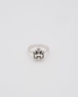 "Lily" ring