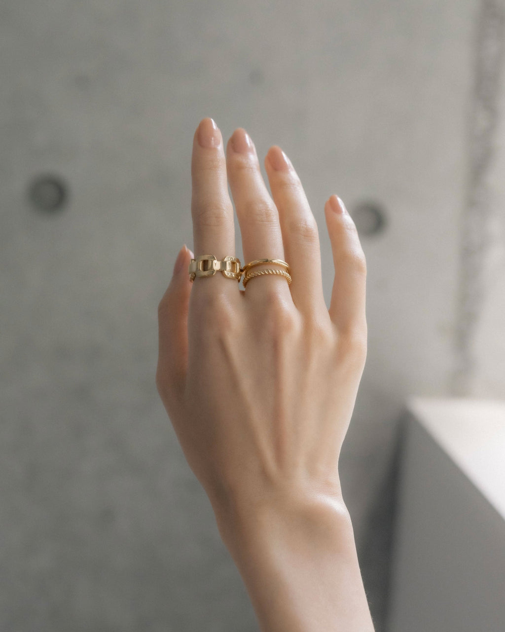 Chain__link_ring_GOLD06_1024x.