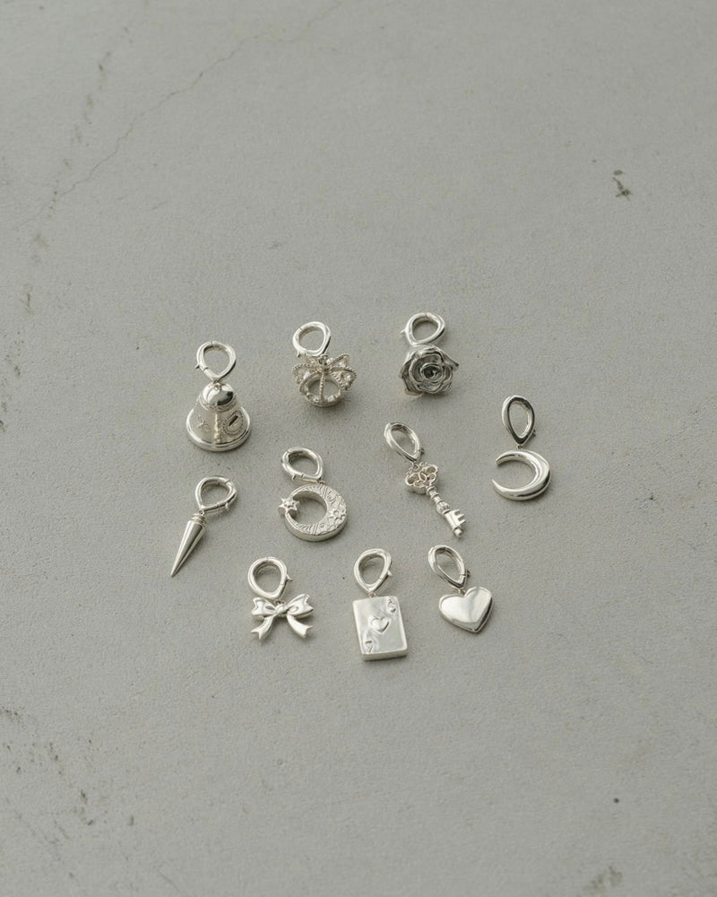 "Charm" chain bracelet