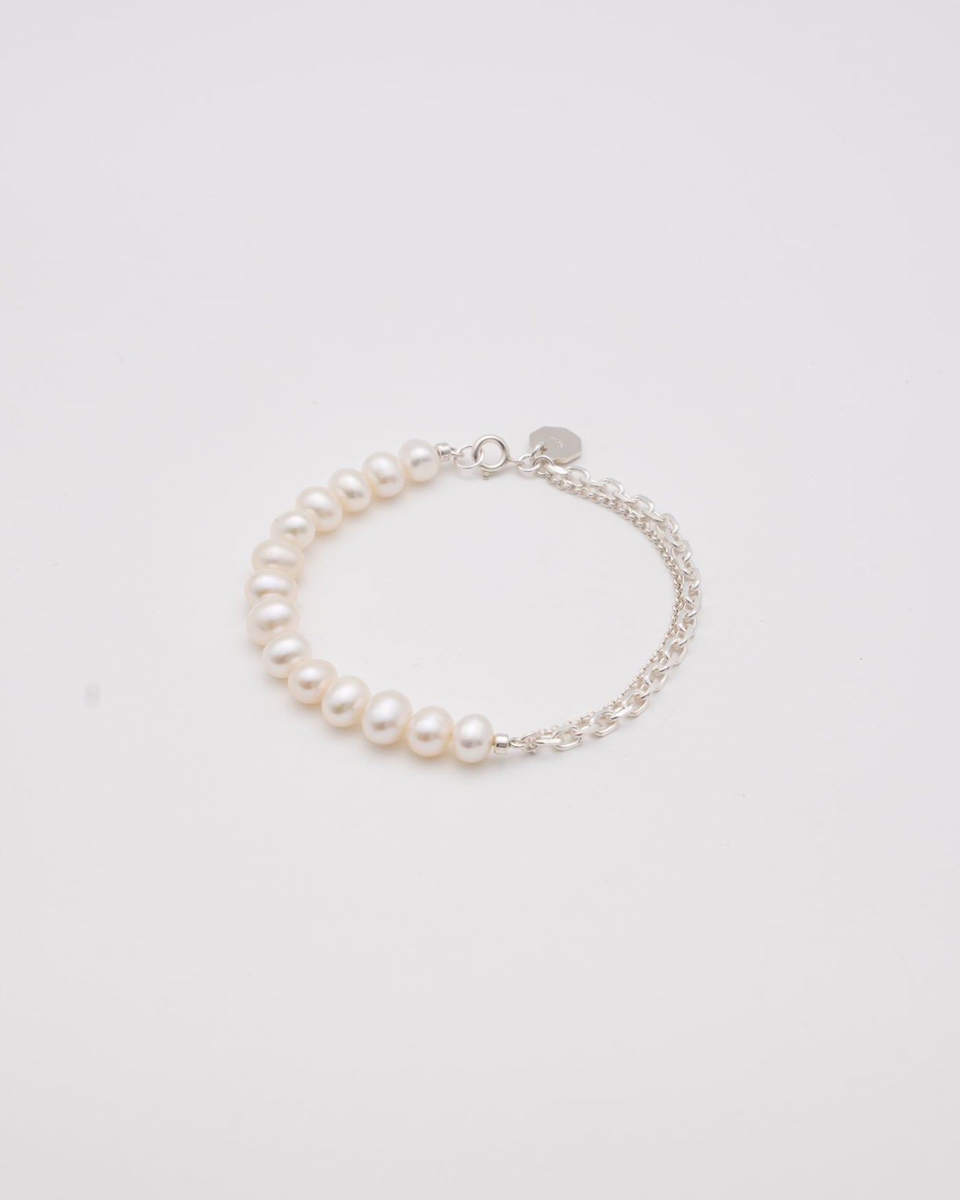 AMARO 白い系 新品！ボヘミアンスタイル ブレスレット ホワイトゴールド、ダイヤモンド（複数）ブレスレット3.24カラット