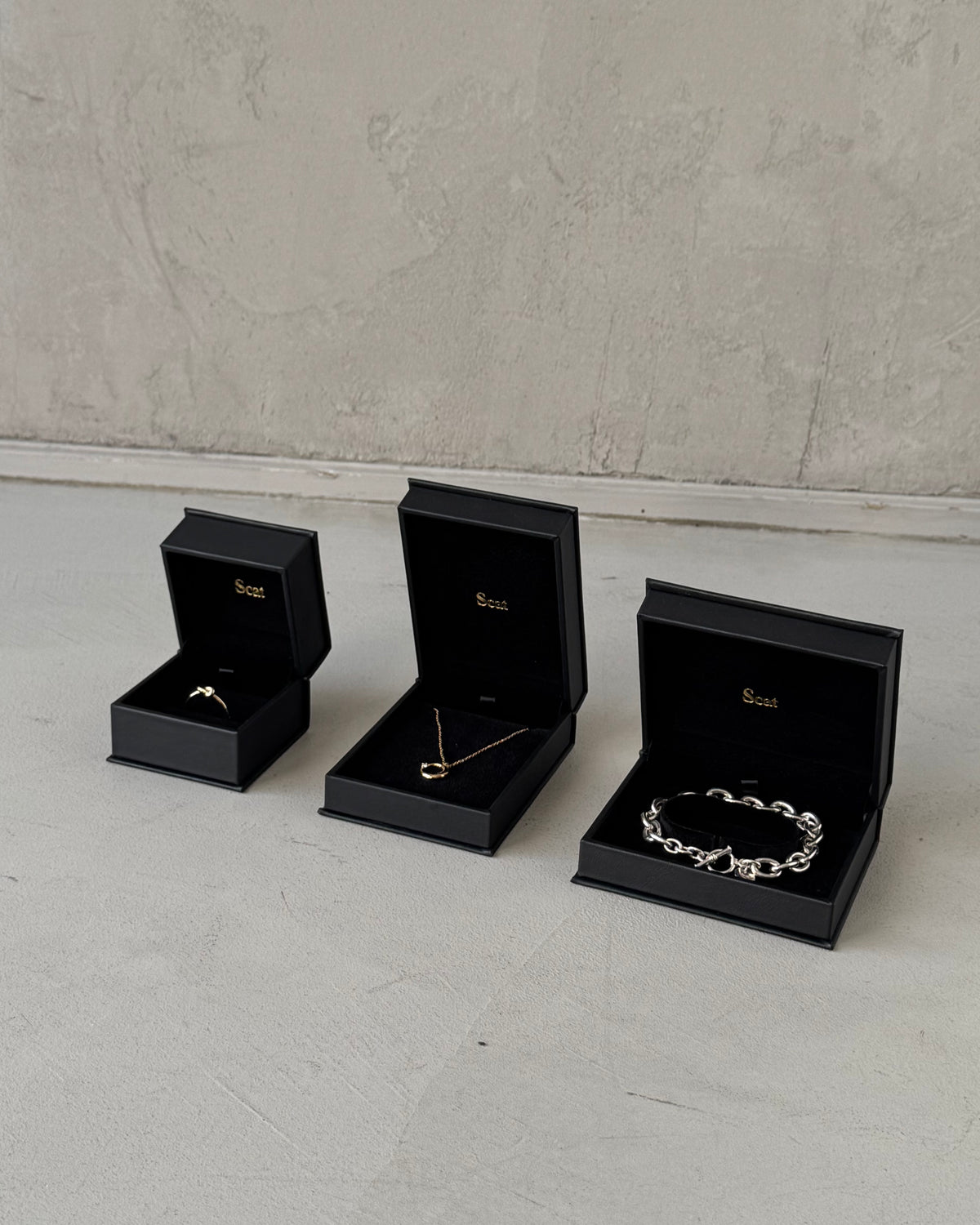 Goods – Scat Official Shop