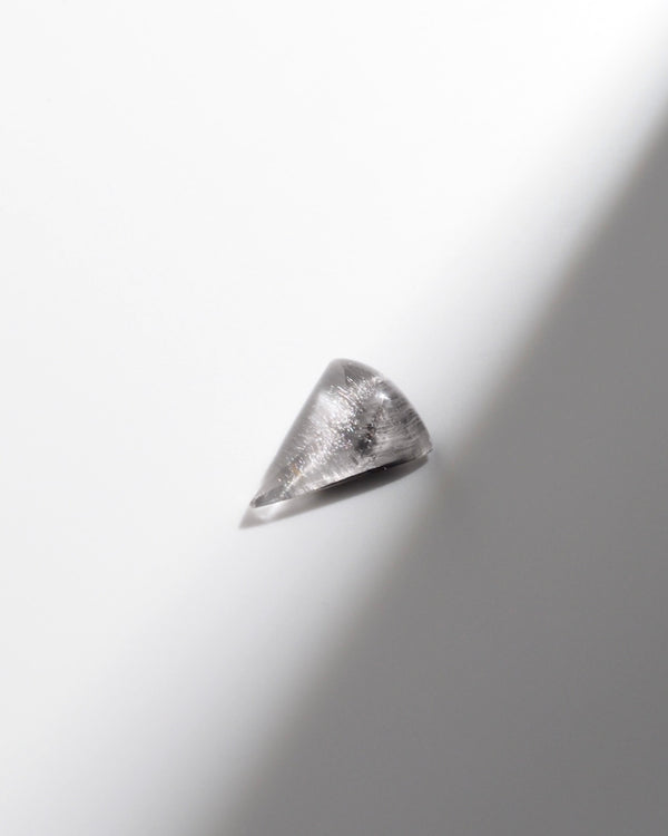 "One-of-a-kind" Platinum Rutilelated Quartz triangular Lock ring