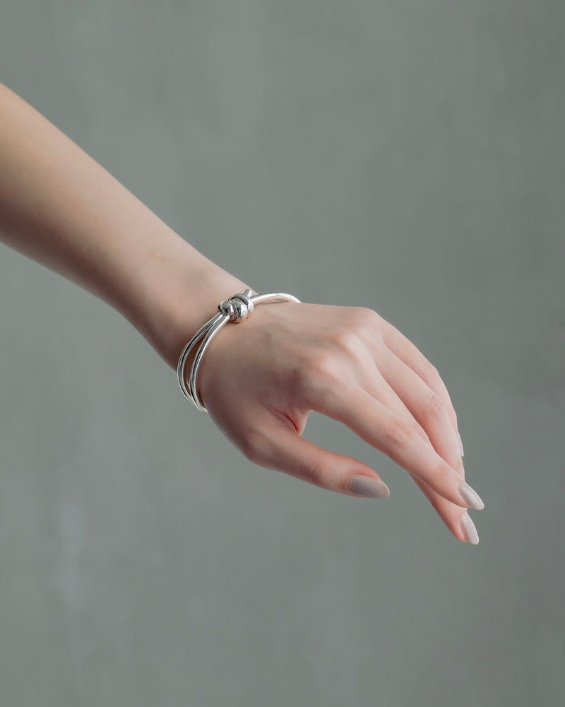 "Knot" bangle (SILVER)