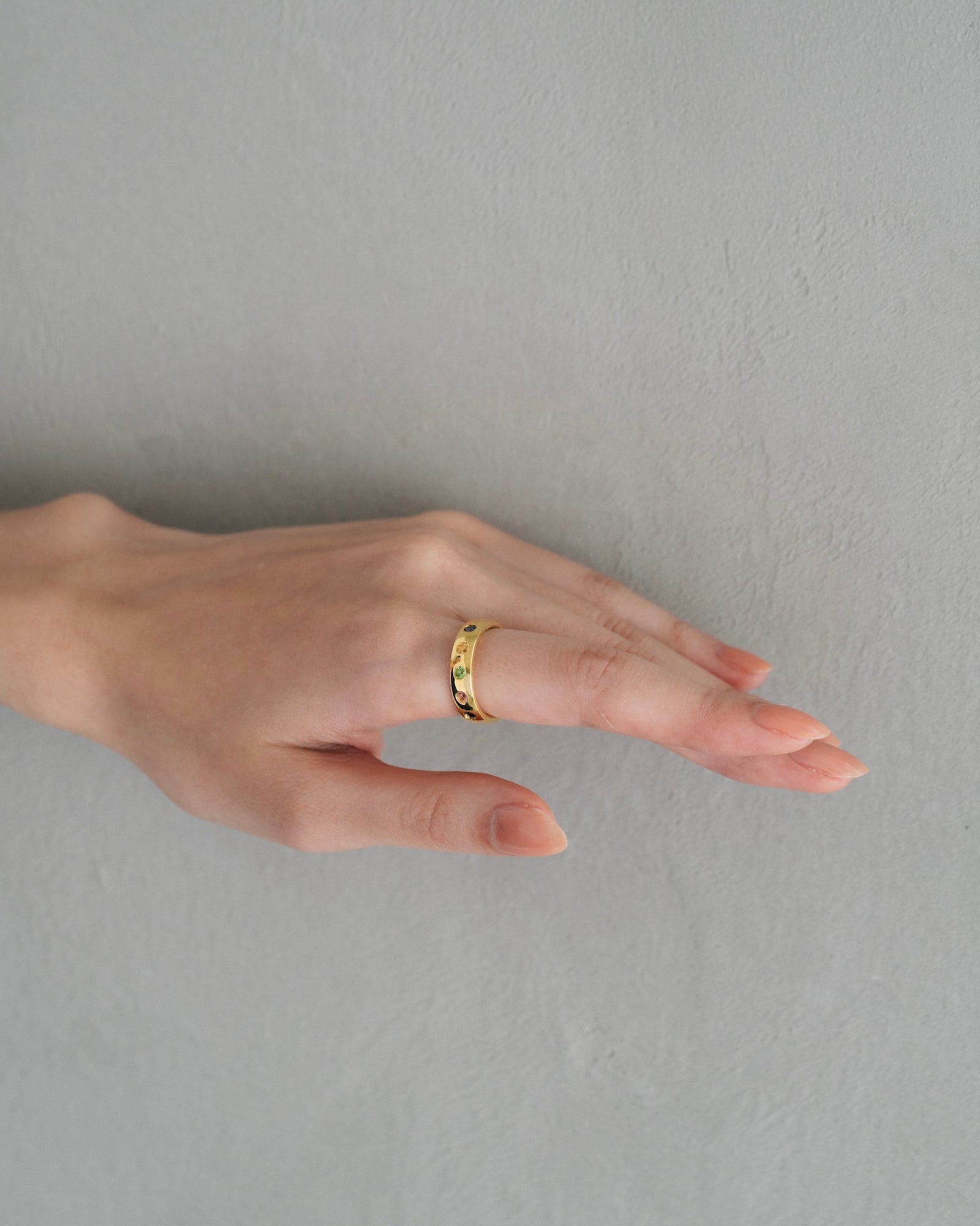 Multi_round_ring_GOLD03_1600x.