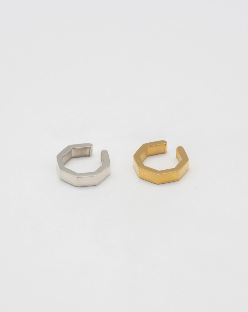 クロ シルバー(W) ハーフ パヴェ EarCuff SJX W】HEART LINE EAR CUFF(6JE5014)｜SJX公式ONLINE STORE
